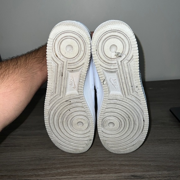 Nike Air Force One - Picture 4 of 5